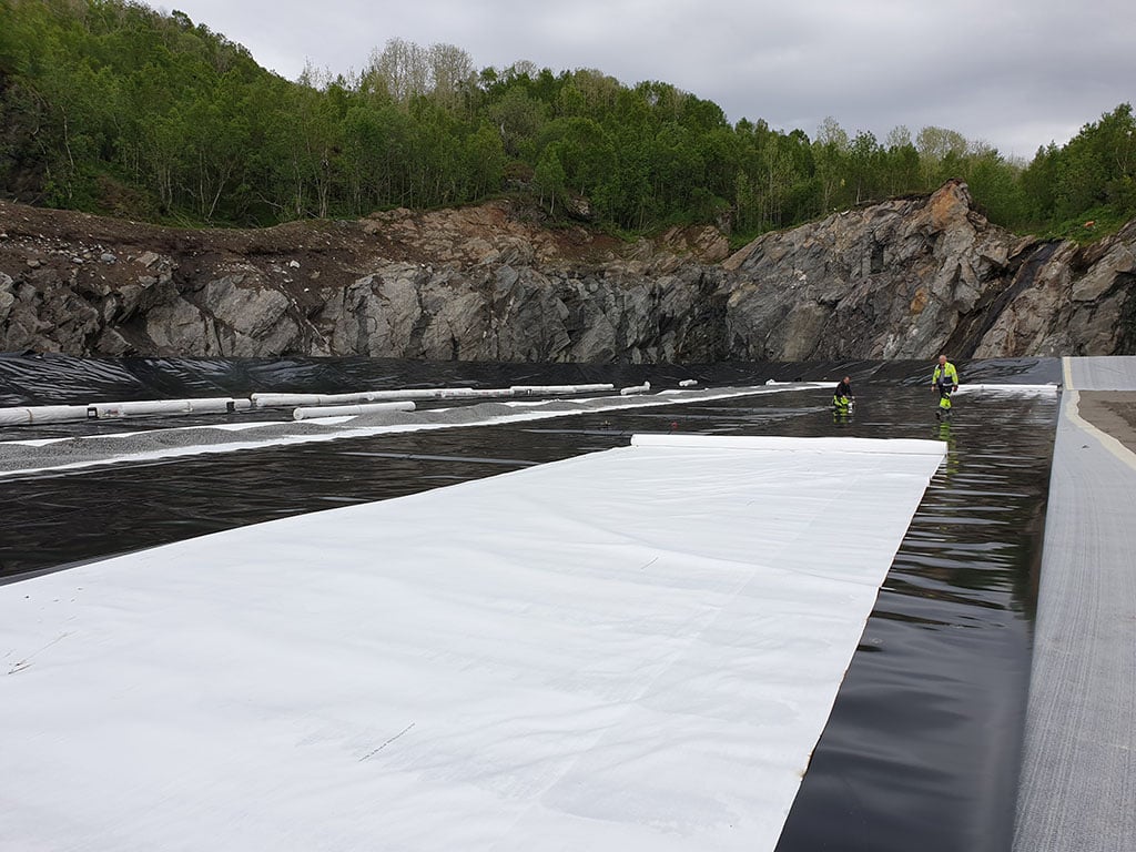 Viktigheten av riktig valg av beskyttelsesduk for geomembraner